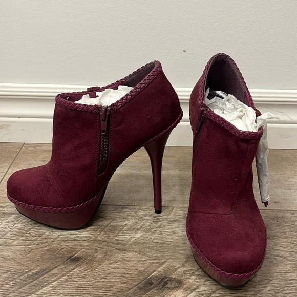 Brand New Burgundy Stiletto/High Heels Boots - Picture 1 of 7
